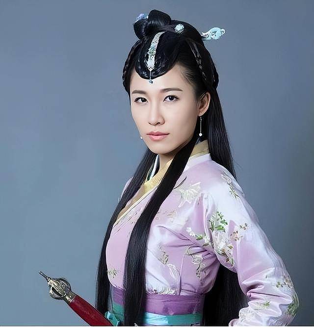 TVB“御用宫女“豪门生活曝光,豪宅古董惊呆网友(组图) - 8