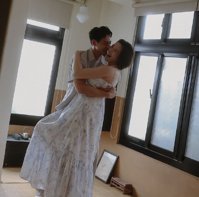 刘品言闪婚闪孕！崴脚时被男方照顾打动，曾因与阮经天恋爱退圈（组图） - 8
