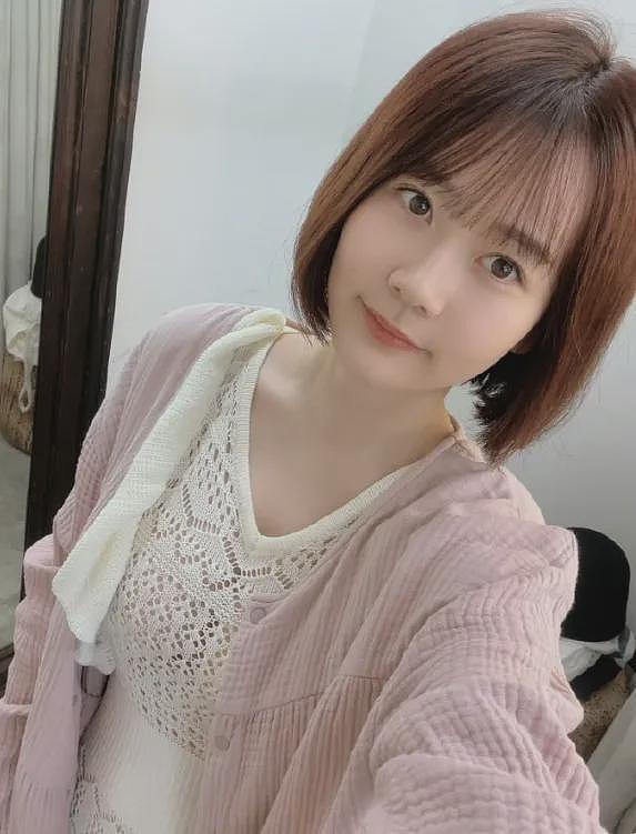 【美女】童颜巨乳12岁发育,身材被同学嘲笑,却没想到日后成了她的利器...(组图) - 18