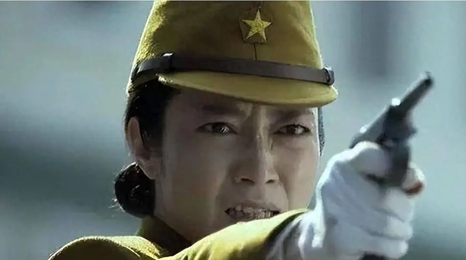 十几岁独自远赴中国,这个日本女人在中国跑龙套10年!二嫁中国丈夫,却受人追捧(组图) - 3