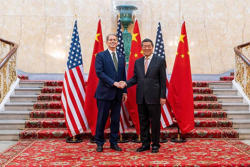 美中伦敦谈判登场,华尔街日报:特朗普授权放宽对中出口管制(图) - 1