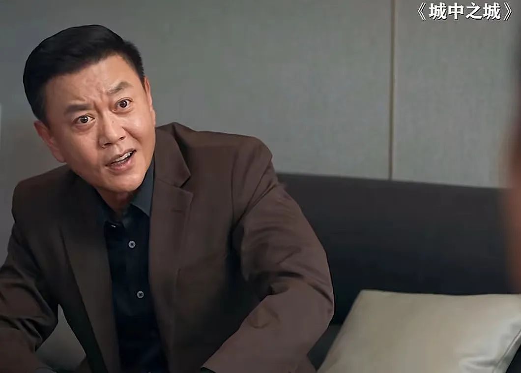 中国最贵配角身份曝光！曾在澳留学创业，身家50亿却在剧组跑龙套（组图） - 8