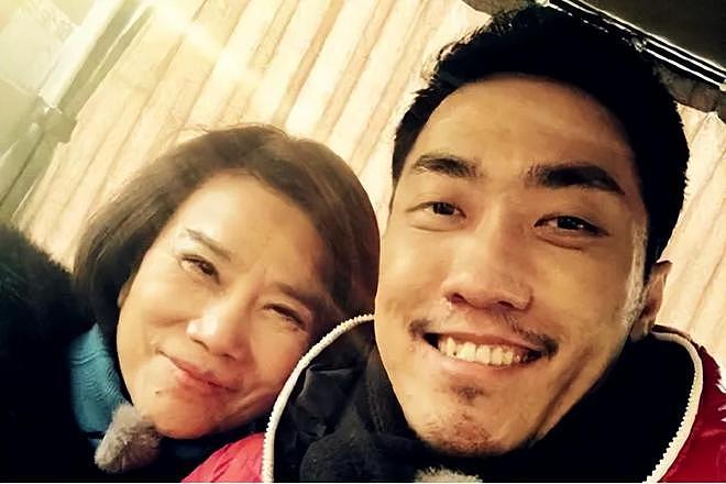 负债千万,仍高调创业?一句“来钱快”,戳穿37岁王自如真实处境(组图) - 7
