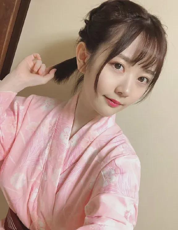 【美女】童颜巨乳12岁发育,身材被同学嘲笑,却没想到日后成了她的利器...(组图) - 20