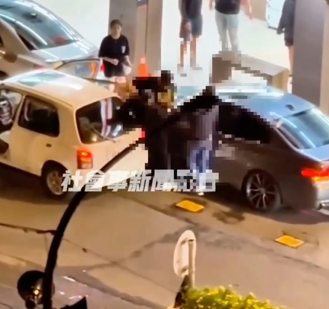 台湾“当街掳人”吓傻路人，21岁青年众目睽睽下遭3恶煞强拖上车（组图） - 5