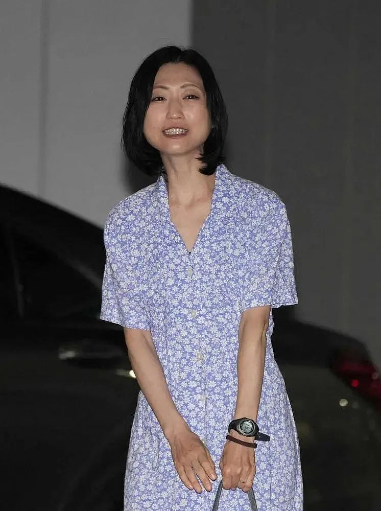 从 “情色女王” 到暴瘦脱相！消失 5 年的日本宅男女神再复出，自曝和老公是“周末夫妻”...（组图） - 12