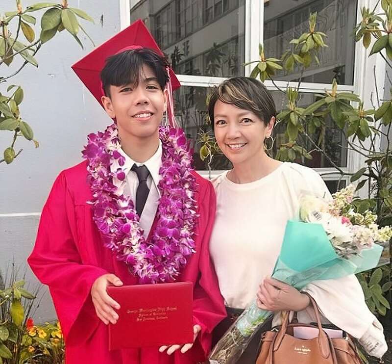 香港知名女星移居美国躲债，转行当老师养家（组图） - 3