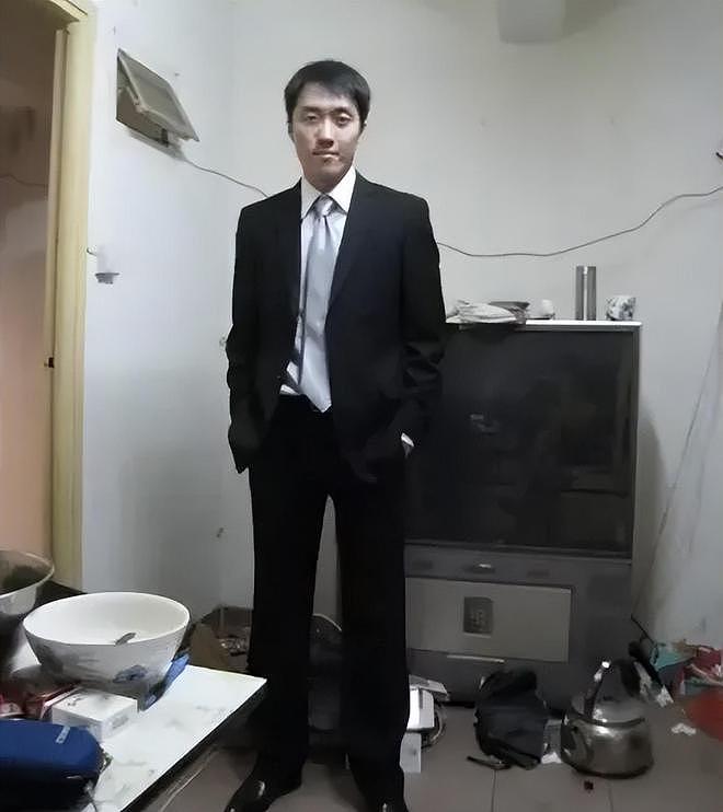 负债千万,仍高调创业?一句“来钱快”,戳穿37岁王自如真实处境(组图) - 5