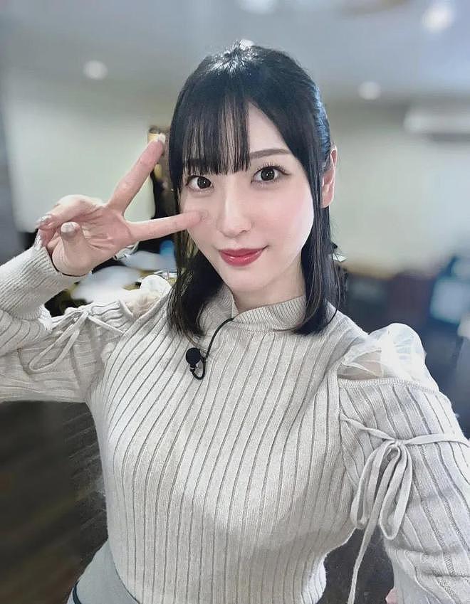 【美女】00后新晋女神,九头身+G杯逆天身材,很难不心动(组图) - 12