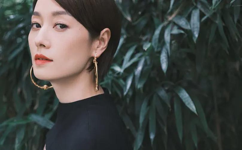 马伊琍你怎么成这样了?携千万网友“梦中情妈”一角征战白玉兰,她说再颠簸的生活也要闪亮地过(组图) - 31