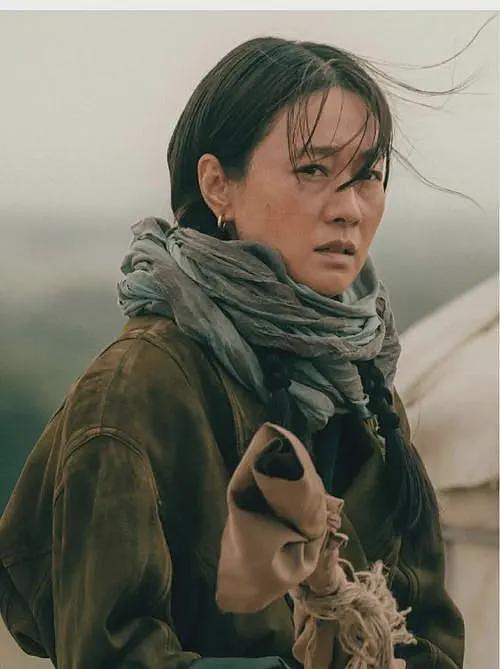 马伊琍你怎么成这样了?携千万网友“梦中情妈”一角征战白玉兰,她说再颠簸的生活也要闪亮地过(组图) - 5