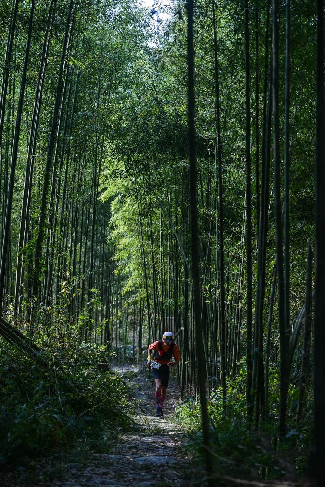 中国最“野”女人：穿上旗袍，完成巨人之旅（组图） - 22