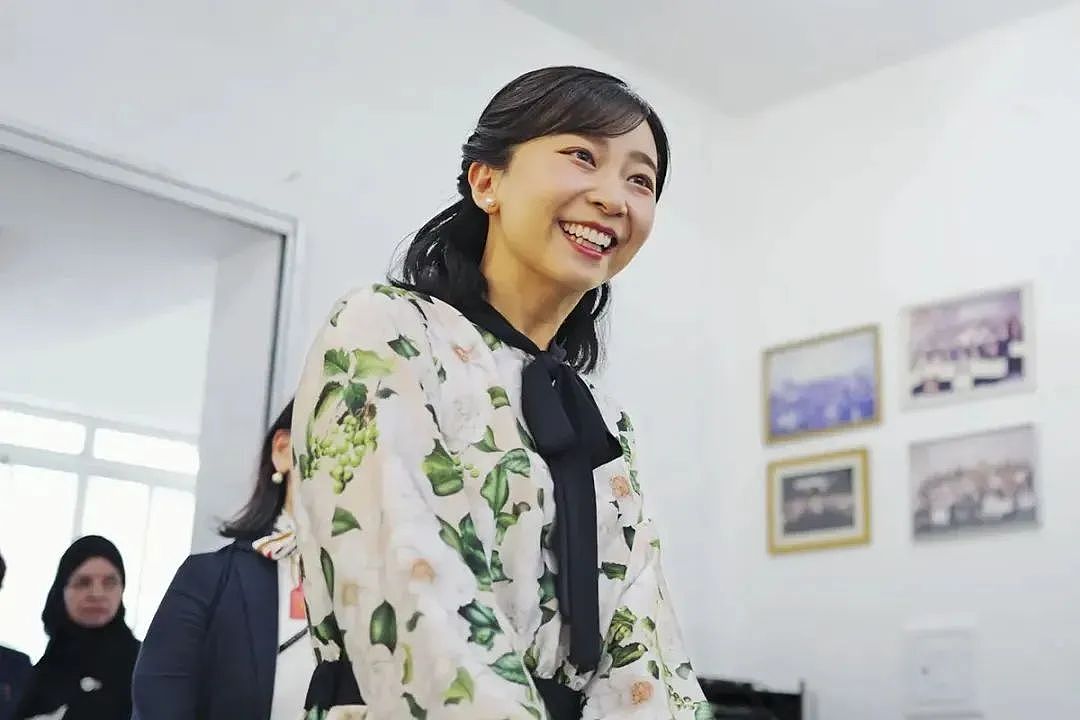 佳子公主成皇室带货王?她穿啥啥卖光,销量涨50倍,要不直接转行吧...(组图) - 7