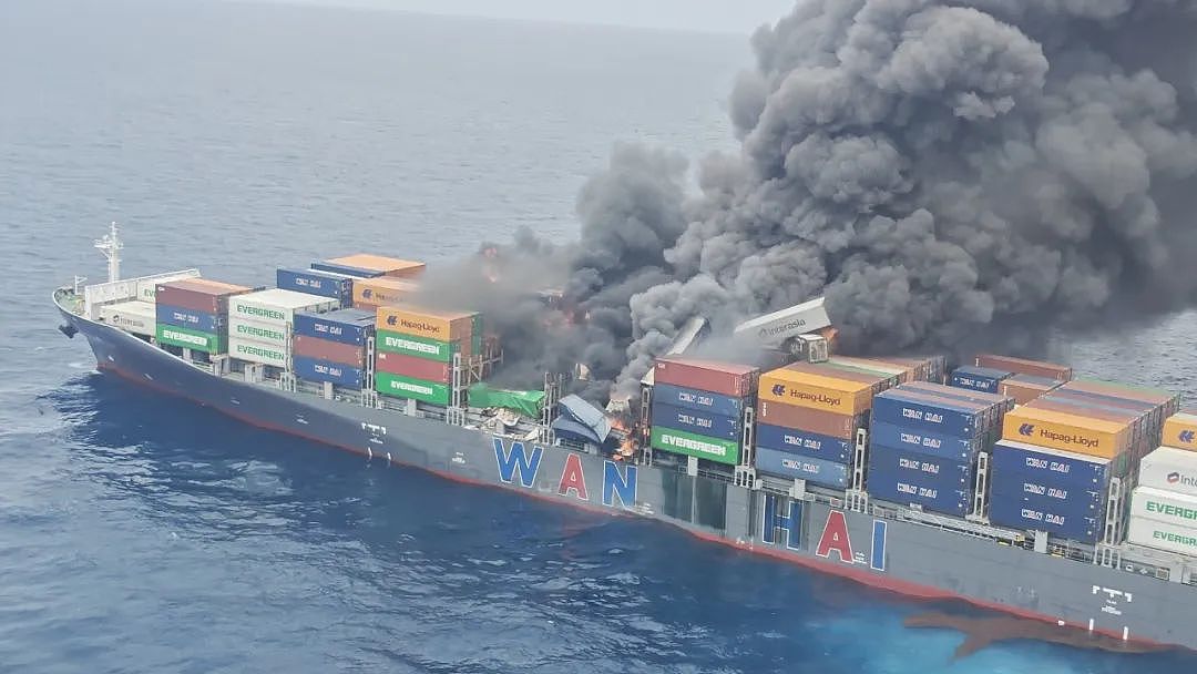 新加坡货船在印度海域爆炸,中国船员10人获救,最新细节曝光(组图) - 6