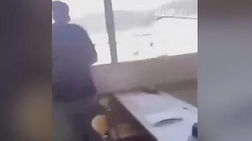 奥地利中学枪击案致11人死，嫌犯为该校旧生已开枪自尽（组图） - 2