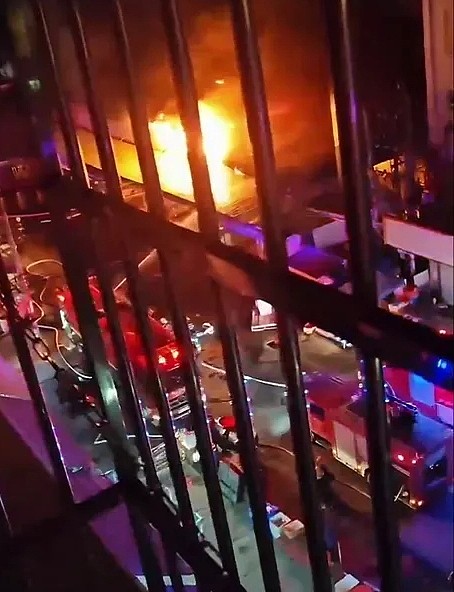 汕头农贸市场大火，母亲外出买药3孩子丧命，小孩曾致电伯父求救（组图） - 4