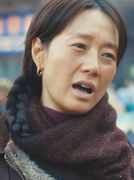 马伊琍你怎么成这样了?携千万网友“梦中情妈”一角征战白玉兰,她说再颠簸的生活也要闪亮地过(组图) - 7
