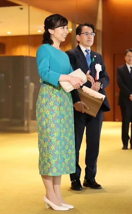 佳子公主成皇室带货王?她穿啥啥卖光,销量涨50倍,要不直接转行吧...(组图) - 20