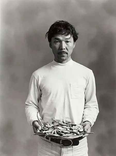 他每天给妻子拍一张照片，却让全网毛骨悚然：这不是爱情，是变态...（组图） - 8