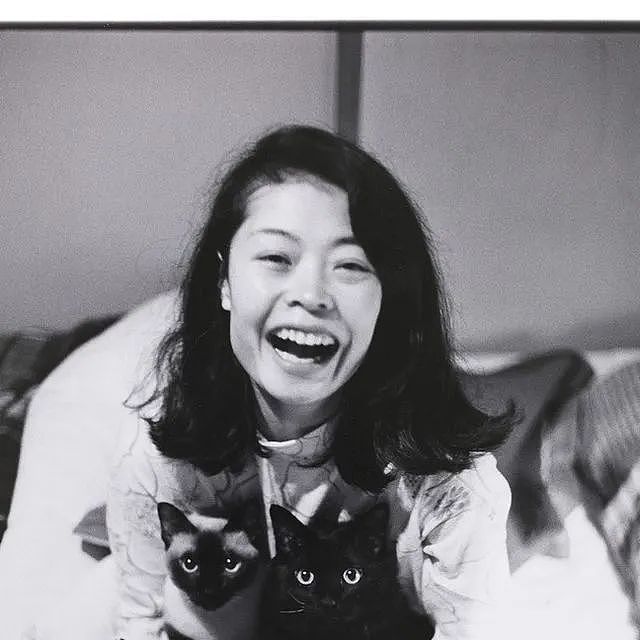 他每天给妻子拍一张照片，却让全网毛骨悚然：这不是爱情，是变态...（组图） - 15