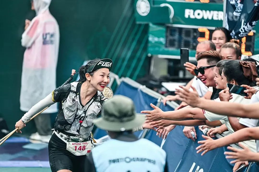 中国最“野”女人：穿上旗袍，完成巨人之旅（组图） - 19