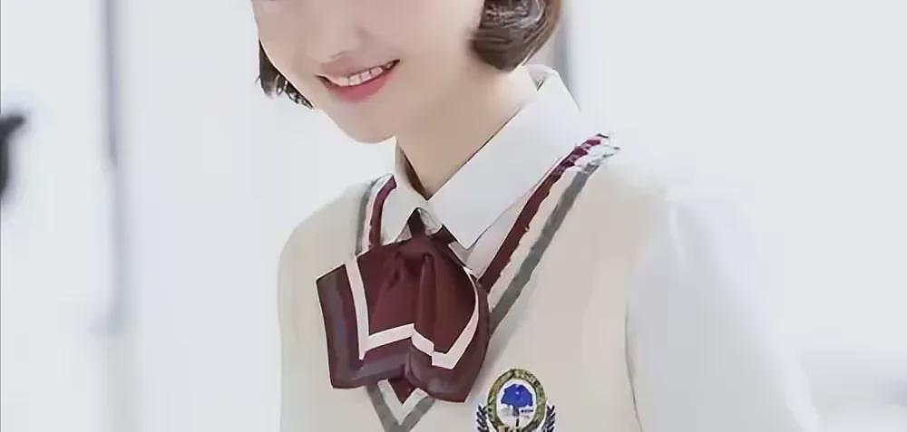 传郑爽在海外遭黑帮讨债？被暴打付钱保命，富豪靠山弃她而去（组图） - 4