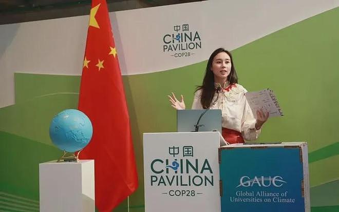 赌王长孙女摆摊赚钱太唏嘘,和家族成员甚少往来,后代境遇大不同(组图) - 21