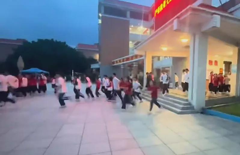 台湾6.4强震！福建震感强烈，传数百中学生紧急撤离（组图） - 1