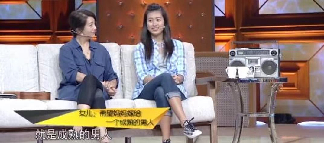 【情感】55岁田小洁演大反派爆红,再婚妻子竟是江珊,中年爱情比初恋还甜(组图) - 21