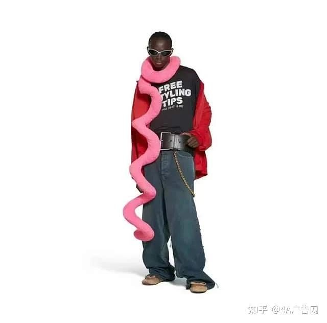 4500元还差点抢光?巴黎世家把“男士平角内裤”剪一刀当裙子卖!网友:设计师你是懂省布料的(组图) - 32