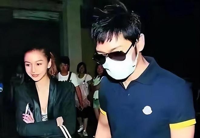 杨颖现身权志龙演出，疑与男模共住酒店，粉丝怒斥：不长脑子（组图） - 12