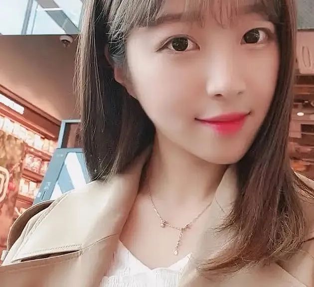 韩国吃播女王:一顿炫20碗面,体重却常年不过百!粉丝疑她假吃,结果一体检...(组图) - 14