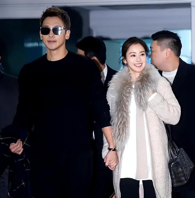 45岁金泰希为医美代言，脸油到反光，曾经的“自然美女”不复存在（组图） - 7