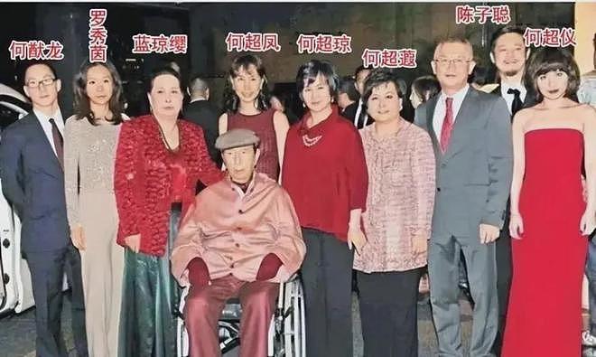 赌王长孙女摆摊赚钱太唏嘘,和家族成员甚少往来,后代境遇大不同(组图) - 12