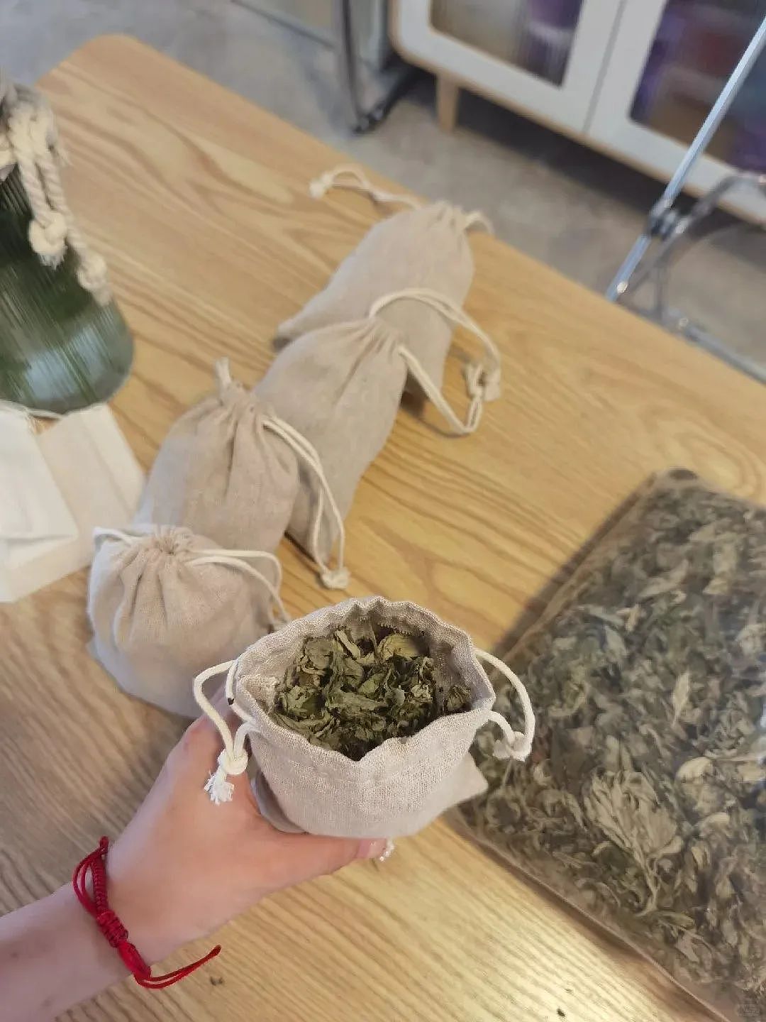 【宠物】小姐姐半夜12点托举猫屁股让猫打蚊子，结果…哈哈哈哈哈！网友：慈母多败咪（组图） - 22