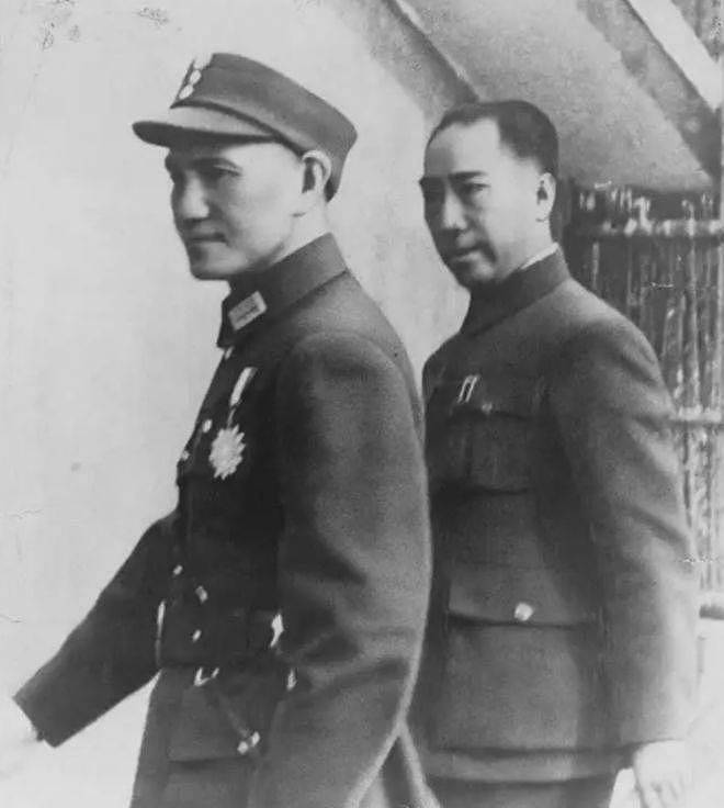 蒋介石下令炸开汪精卫之墓,发现身上放着一张纸条(组图) - 6
