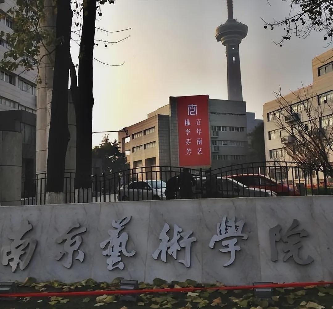 为升迁给书记生下私生女,她惊动了中纪委(组图) - 3
