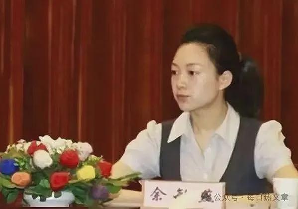 为升迁给书记生下私生女,她惊动了中纪委(组图) - 12