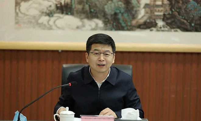 打虎！中国铁路局局长费东斌被查，一周前曾出席会议（组图） - 2