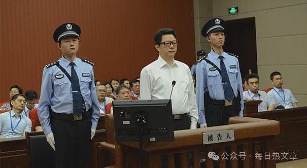 为升迁给书记生下私生女,她惊动了中纪委(组图) - 13