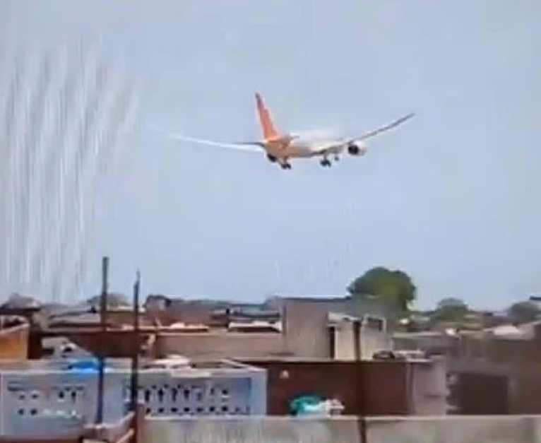 印度空难仅1人奇迹生还！坠机后自行走出残骸求救，亲述地狱逃生经历（视频/组图） - 14