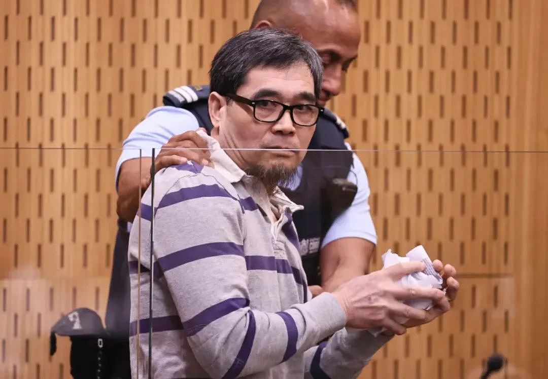 新西兰华男残杀同胞，被判终身监禁！庭审时多次情绪失控…（组图） - 9