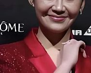 从不老女神到塑胶脸？许晴颜值崩塌背后，竟牵扯惊人内幕（组图）