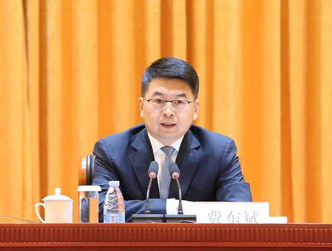 打虎！中国铁路局局长费东斌被查，一周前曾出席会议（组图） - 1