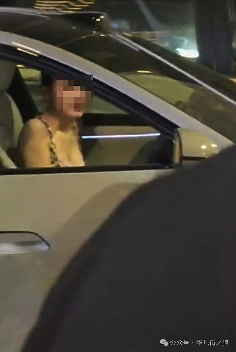 女司机连撞17车现场惨烈却拍视频炫耀：豹纹短裙身材精致评论区注意力跑偏了…（视频/组图） - 3