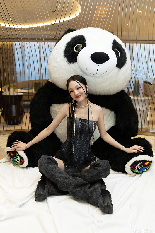 范玮琪当众痛哭，全网却爆笑：恭喜张韶涵大仇得报（组图） - 25