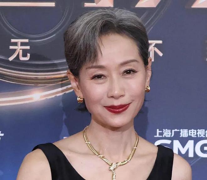 电影之夜红毯生图来了！章子怡一脸富态，钟楚曦太瘦，金晨又变样（组图） - 10