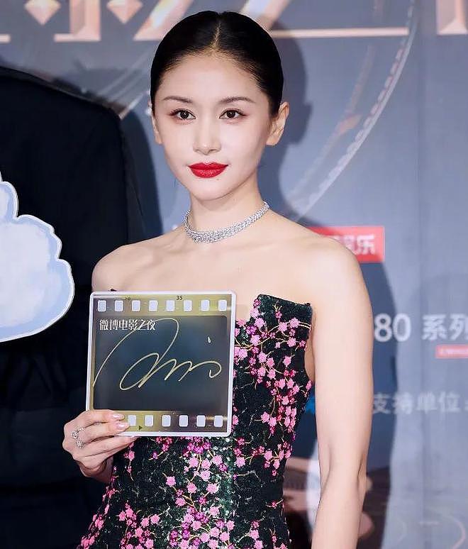 电影之夜红毯生图来了！章子怡一脸富态，钟楚曦太瘦，金晨又变样（组图） - 12