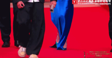 杨幂“上春山”风波发酵!被扒穿三手高定,反向宣传电影惹不满(组图) - 4