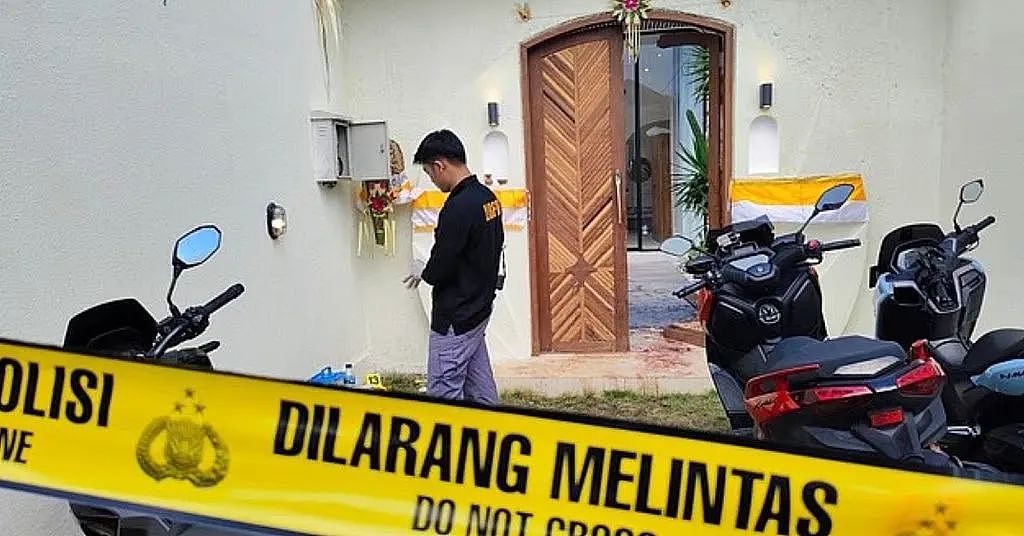 澳男在巴厘岛别墅中弹身亡！另1人受伤送医，门前留下大片血迹（组图） - 3